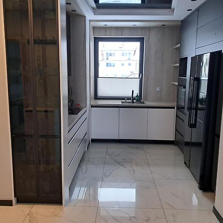 Cobalt Apartments มิโคไวกี ภายนอก รูปภาพ