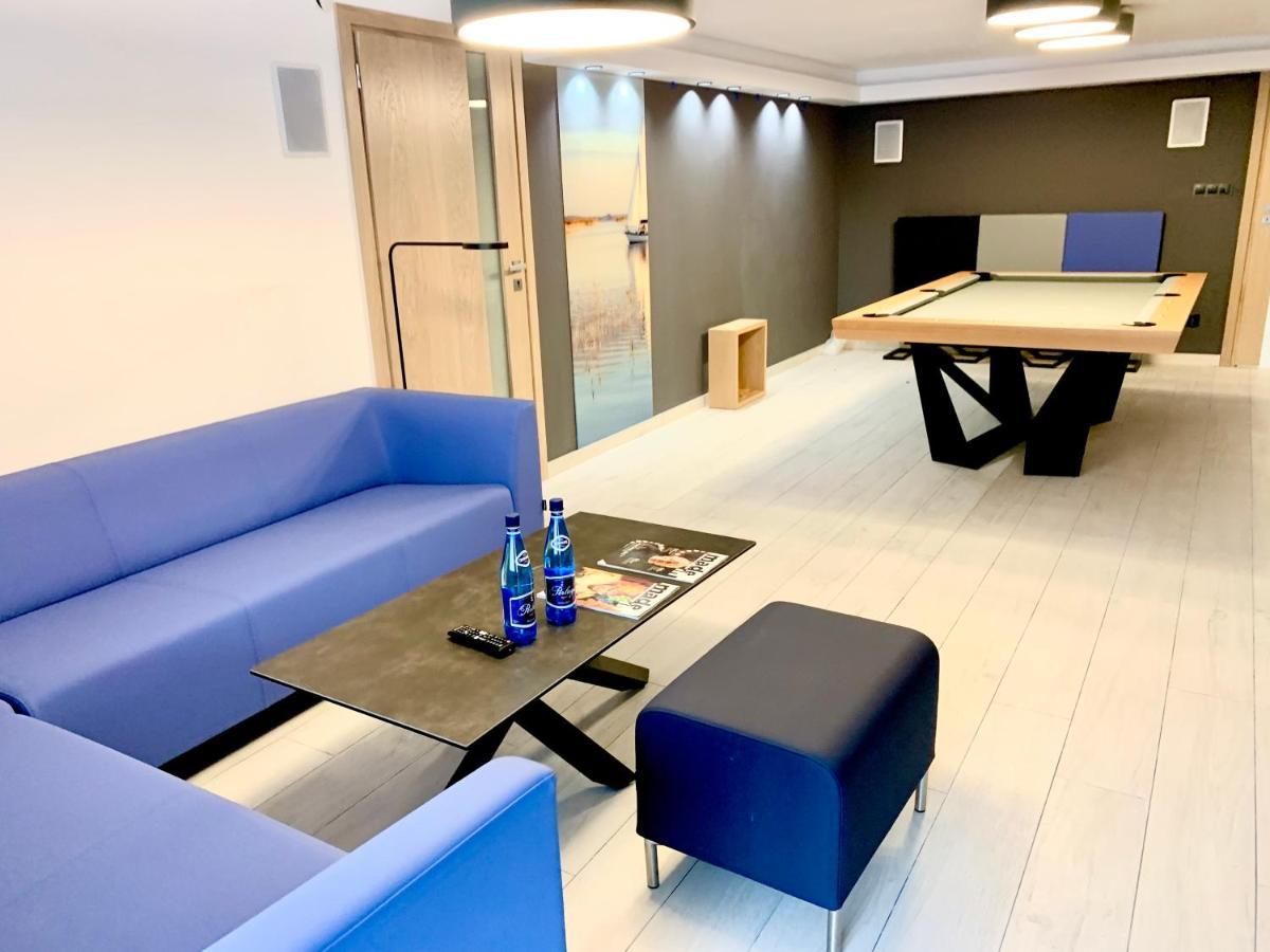 Cobalt Apartments มิโคไวกี ภายนอก รูปภาพ