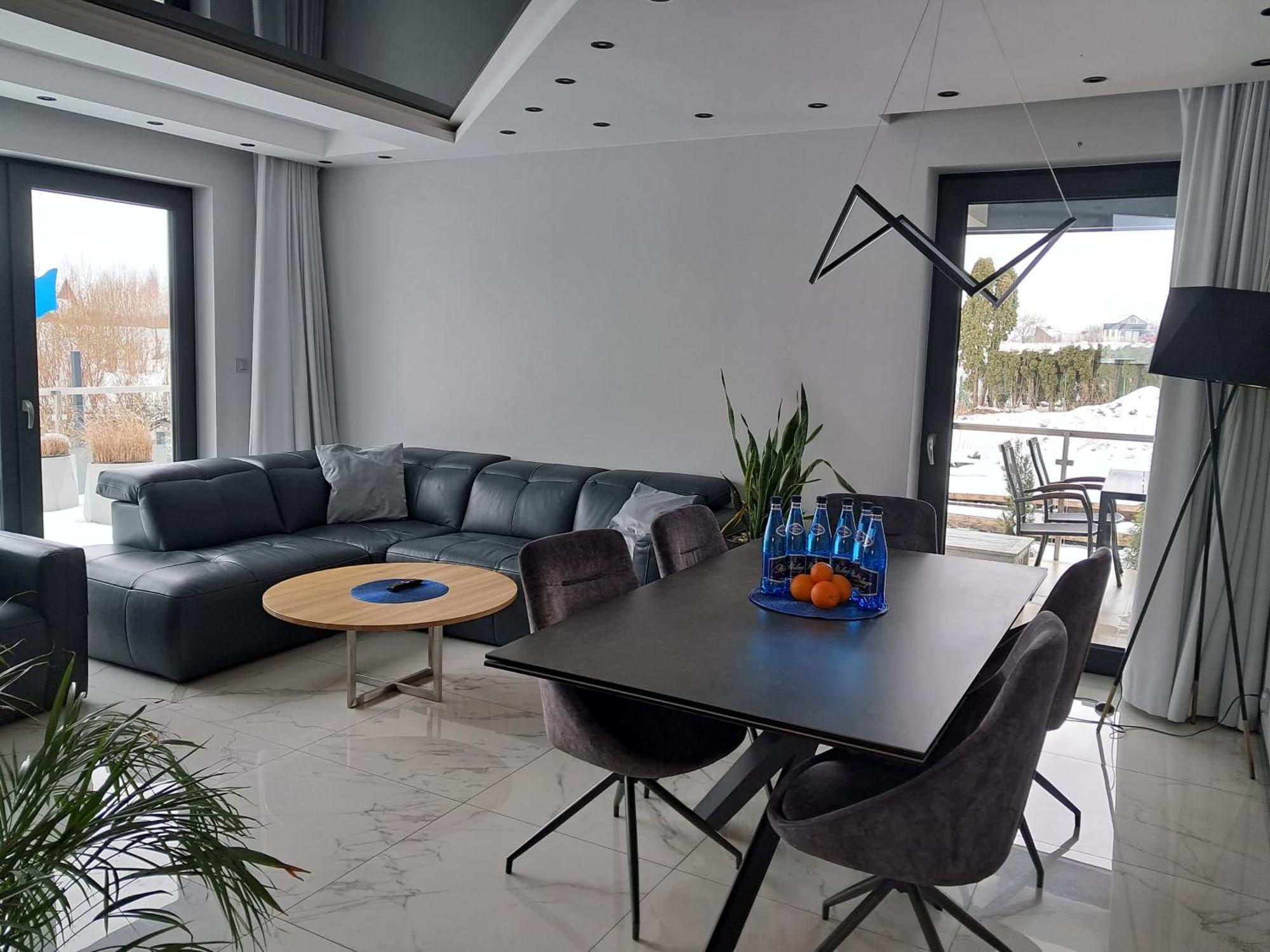 Cobalt Apartments มิโคไวกี ภายนอก รูปภาพ