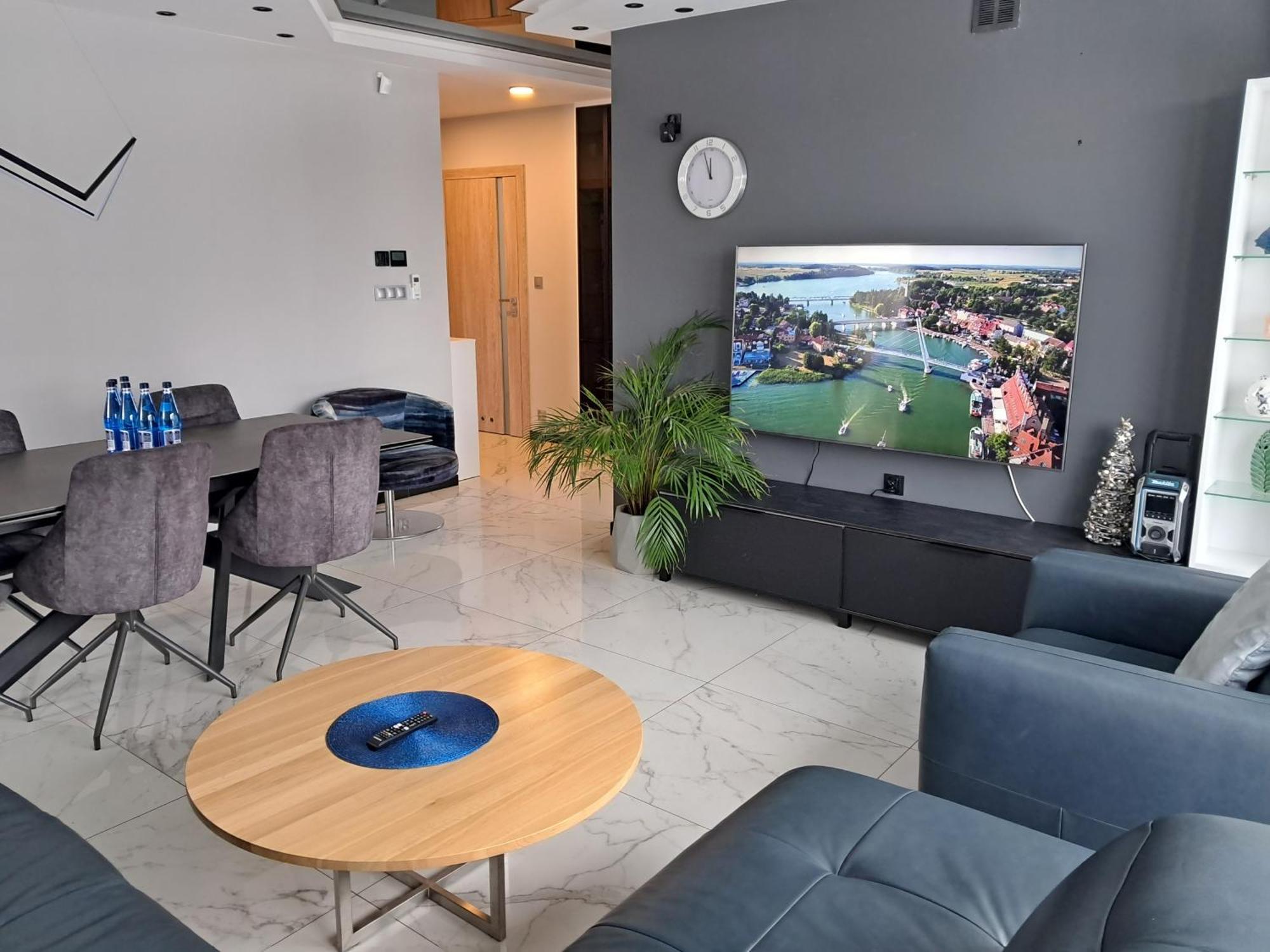 Cobalt Apartments มิโคไวกี ภายนอก รูปภาพ