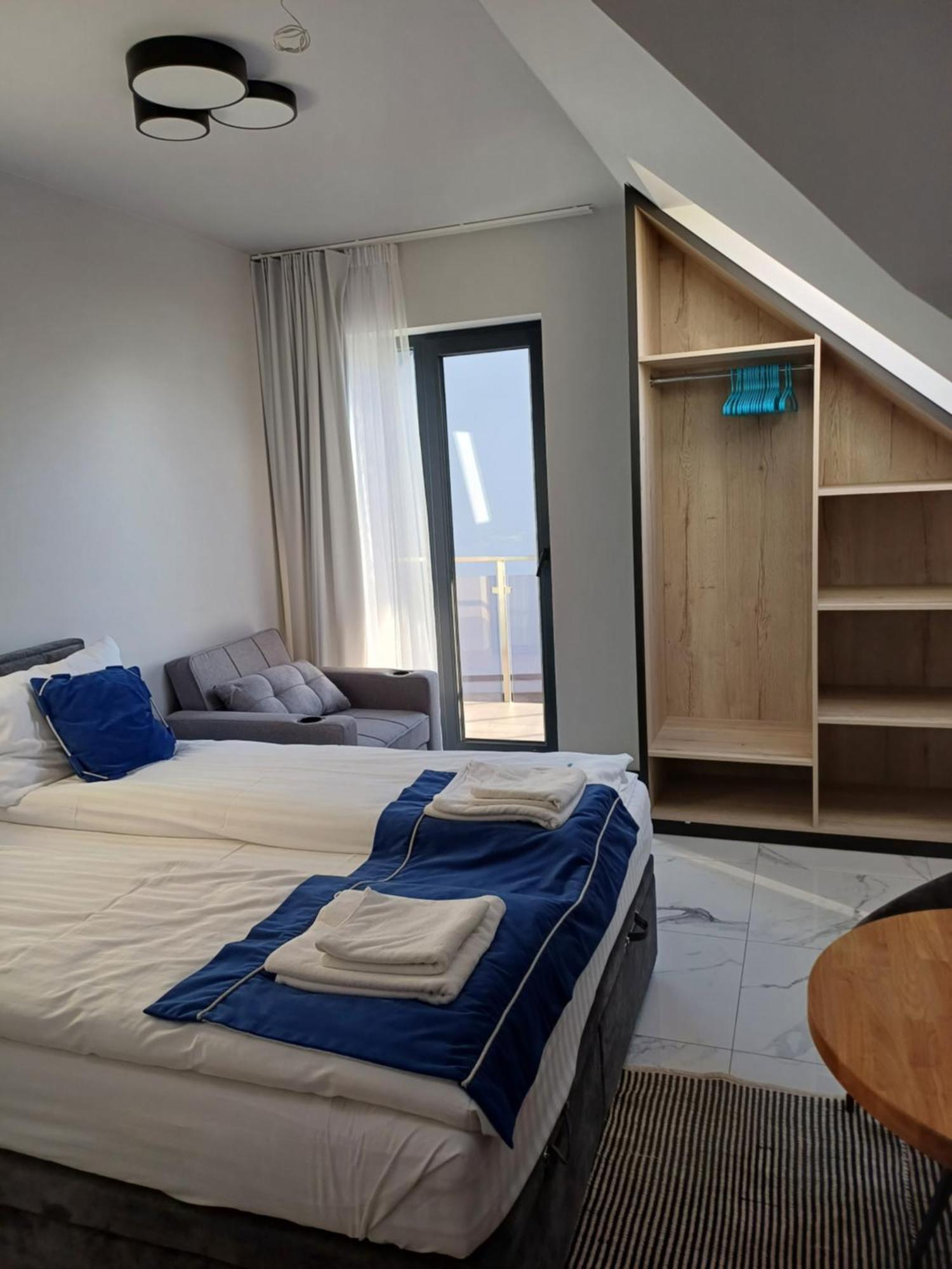 Cobalt Apartments มิโคไวกี ภายนอก รูปภาพ